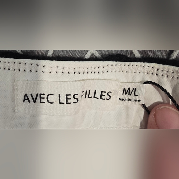 Avec Les Filles Floral Crocheted Mini Skirt And Cropped Top Set Size M/L - Picture 11 of 13